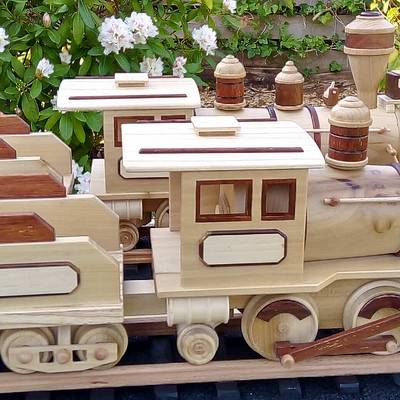 Train - Project by Dutchy