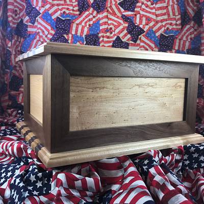 Walnut and Maple Cremation Urn - Project by Roushwoodworking