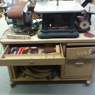 The Tale of Two Old Teacher's Desk - Project by Jay
