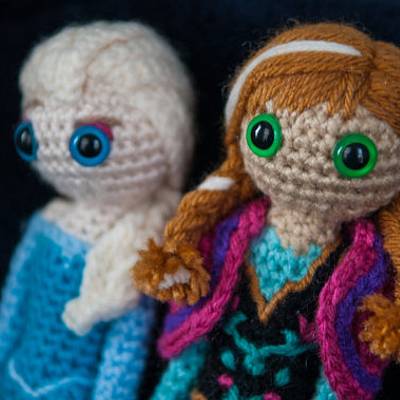 Ana and Elsa Dolls from Disney's Frozen - Project by Allie