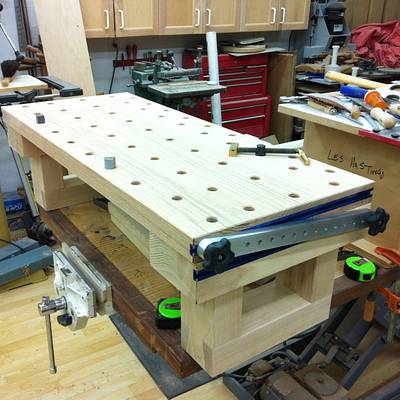 Bench top carving bench - Project by Les Hastings