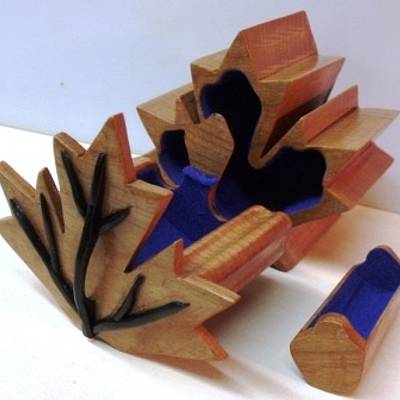 Canada Day Maple Leaf Bandsaw Box - Project by Wood-Chuck (Bruce)