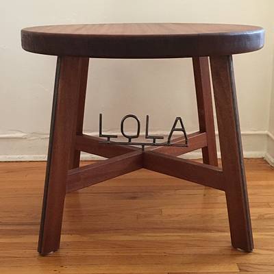 Lola's stool - Project by Indistressed