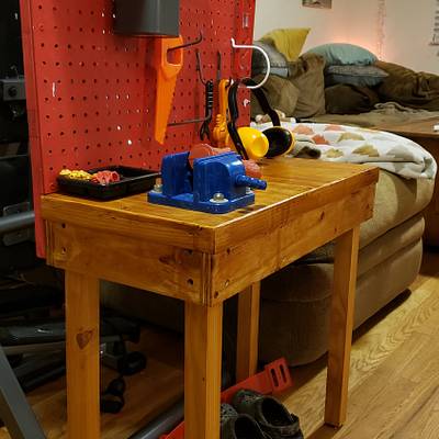 Little woodworker bench - Project by Brian