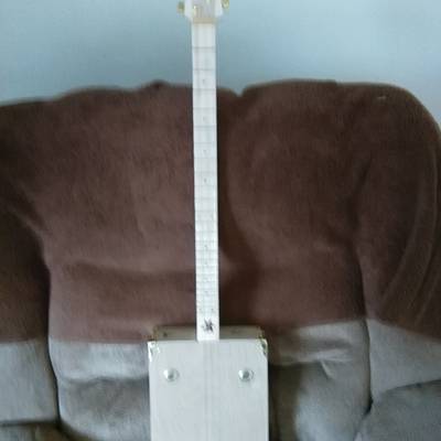 3 string cigar box guitar - Project by jim webster