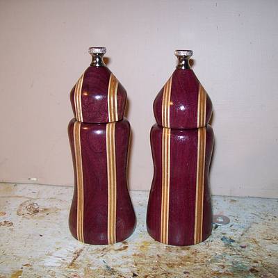 salt and pepper mills - Project by wiser1934