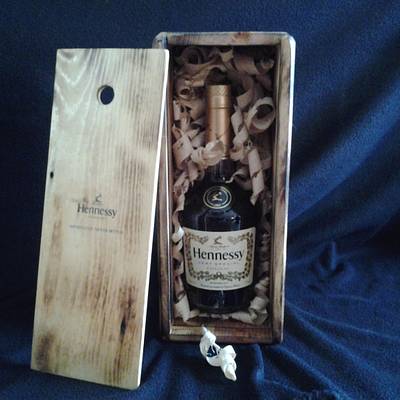 Hennessey Cognac Box - Project by Jeff Vandenberg