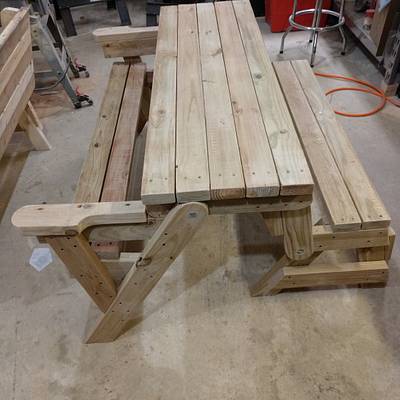 Picnic table/bench - Project by Ed Schroeder