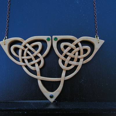 Curvy Celtic Pendant - Project by Celticscroller