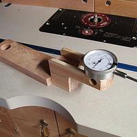 Router Fence Gage