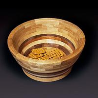 A snack bowl with a twist.