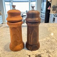 Salt & Pepper Mills and Shakers - Project by Alan Sateriale
