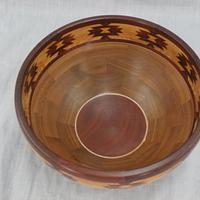 Segmented bowl