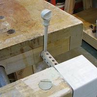 End vise anti-racking jig - Project by Oldtool