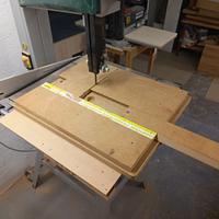 MDF CIRCLES / CIRCLE CUTTING JIG