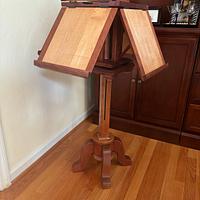Jeffersonian Book Stand - Project by Jack King