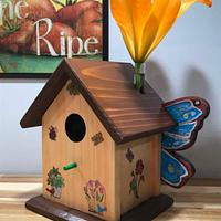 Butterflied Decor Vase