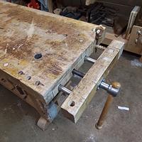 End vise racking stop.