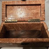 Maple wood burl keepsake box