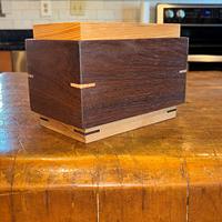 Henry's silly rabbet box - Project by hairy