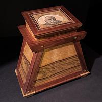 Urn
