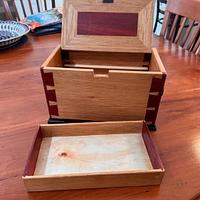 Keepsake Box with Mitered Dovetail Joints