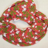 Quick and Easy Crochet Holiday Infinity Scarf Make Along with Underground Crafter - Project by rajiscrafthobby