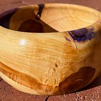 Juniper and resin bowl