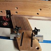 Router Fence Gage