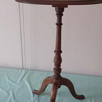 Antique pedestal table  - Project by Doug Scott, Time to Woodwork