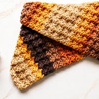 The October Rust Infinity Crochet Cowl Scarf - Project by rajiscrafthobby