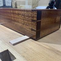 Dovetailed jewellery box - Project by BeardandWood