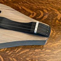 Hourglass Dulcimer No. 25