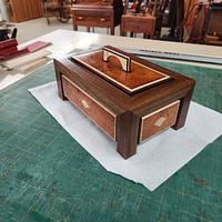 Box, ambonia burl focus