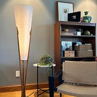 Modeline 1525 Floor Lamp Replica