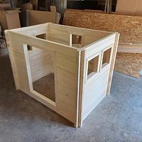 TRADITIONAL WOODEN HOUSE BUILDING