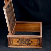 Lid with a Box