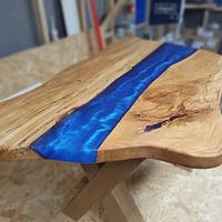 Azure Blue River Table - Project by thebearclub
