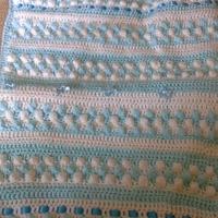 bobble blanket with removeable quilting for making washing easy - Project by evepudding