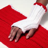 Fall/Winter Crochet Fingerless Womens Gloves - Project by Amahle