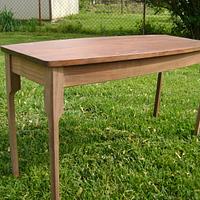 Walnut coffee table - Project by Jeff Smith