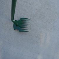 Weed puller
