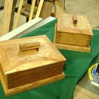 Small Oak Keepsake boxes