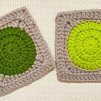 Seamless Solid Crochet Circle To Granny Square Pattern - Project by rajiscrafthobby