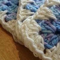 Granny square bag - Project by Amie Jane