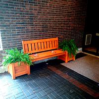 Park bench with Flowerpots  - Project by Matteout