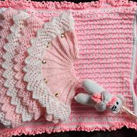 crochet set - Project by mobilecrafts