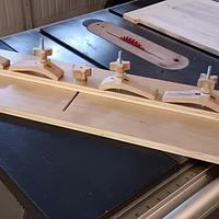 Tapering / Jointer Jig for tablesaw - Project by MrRick