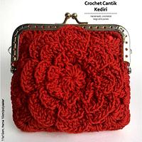 Flower framed purse - Project by Farida Cahyaning Ati