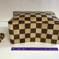 Large Checkerboard Box - Project by Roger Gaborski